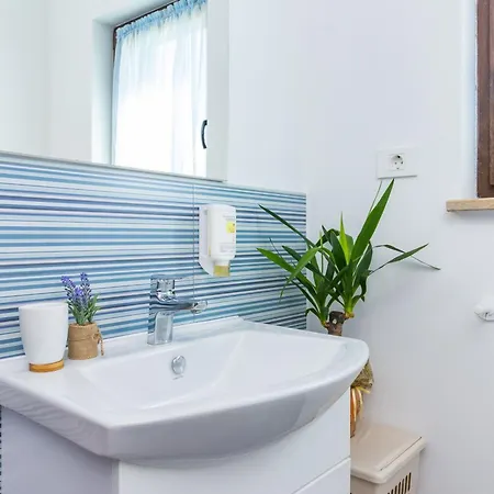 Beeindruckende Mit Beheiztem Privatpool * Svetvincenat
