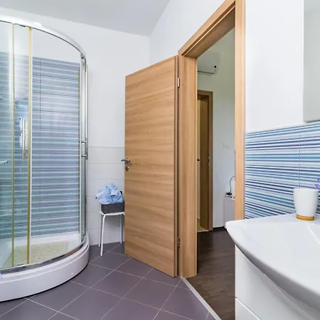 Beeindruckende Mit Beheiztem Privatpool Holiday home